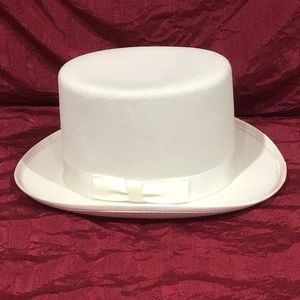 White wool top hat